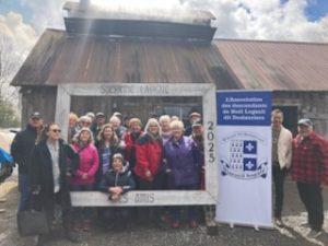 Membres et amis à la cabane